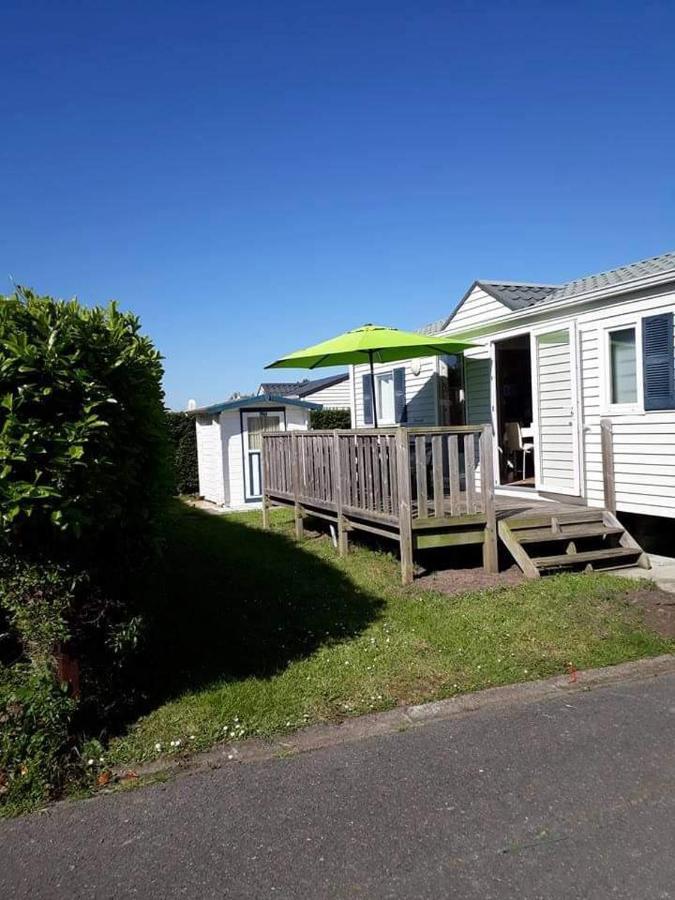 Luxueuze Stacaravan In Bredene Met Eigen Terras En Tuintje Dış mekan fotoğraf